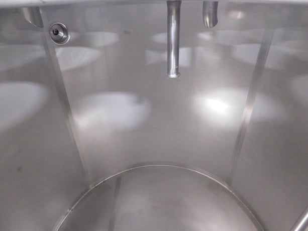 750 gallon 304 Stainless Steel tank, 64" dia. x 59" straight wall, 17.5" man hole, 2.75" drain port, 1" side - Image 10