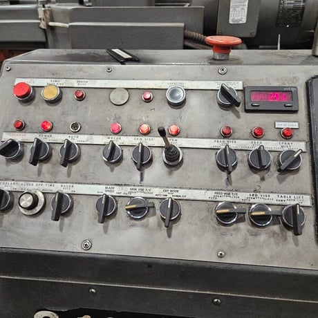 14" x 20" Hem #DC-1420HA-C, dual column fully automatic band saw, hydraulic clamping, 2 post, (3) vises, 2009 - Image 6
