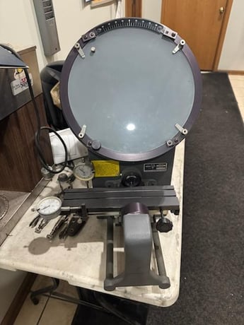 Microvu #500HP, comparator, 117 Volts, 3 Amps, 50-60 CPS, S/N 24740 - Image 10