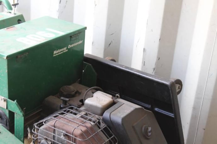 Ryan Mataway Professional Grade Overseeder - Image 5