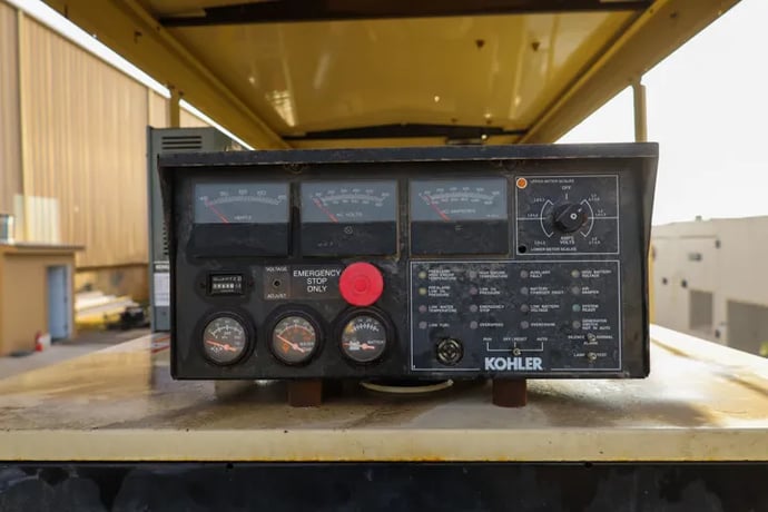 300 KW Kohler, generator, enclosed, #091560 - Image 5