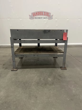 3' x 4' x 8" thick, Metal table - Image 1