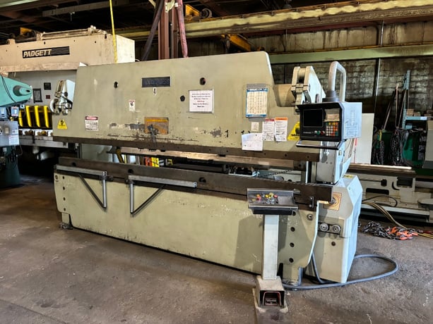 100 Ton, Accurpress #710012, 12' overall, Hurco 7 CNC Back Gauge, one owner, 1995, Tag #16381 - Image 6