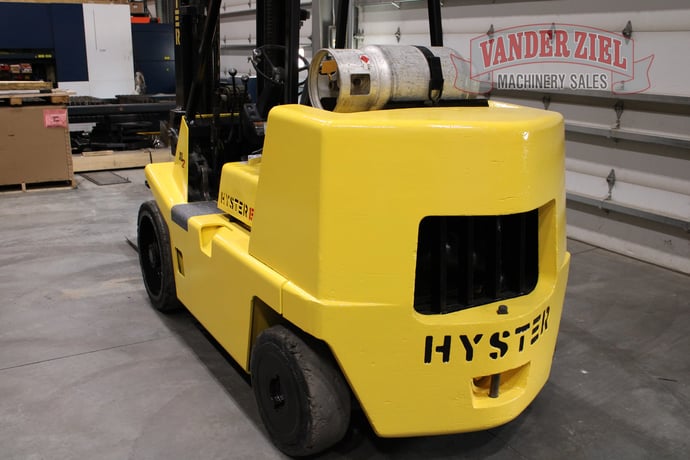 14700 lb. Hyster #S155XL, LPG forklift, 181" load height, 98" mast height, hard tire - Image 4