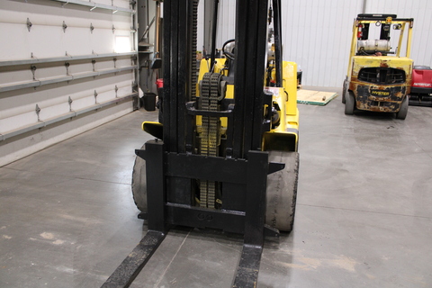 14700 lb. Hyster #S155XL, LPG forklift, 181" load height, 98" mast height, hard tire - Image 8