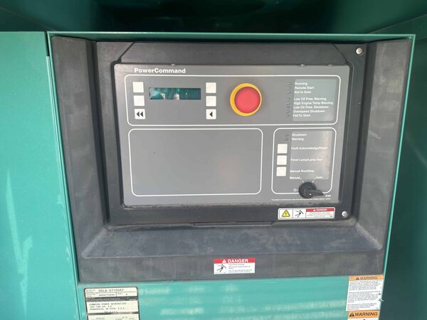 125 KW Cummins #GGLA-5710047, Natural gas generator set, 120/240 Volts, s/n #D050772240, 2005 - Image 7