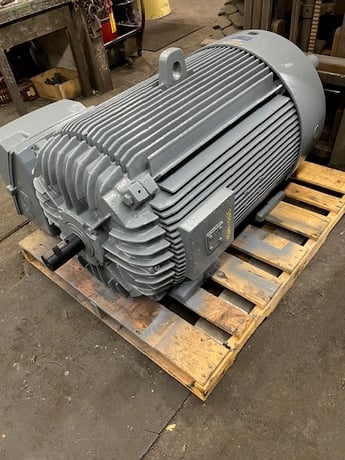 350 HP 3600 RPM U.S. Motors, Frame 449TS, TEFC, BB, 460 Volts - Image 3