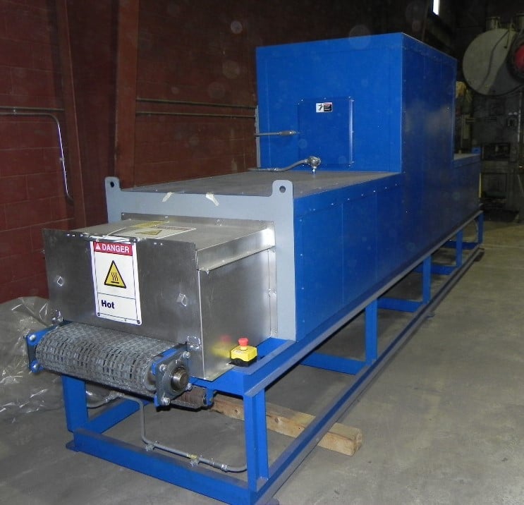 24" width x 12" H x 192" L Lewco belt oven, electric, 350&deg;F, like new, unused condition, 2018 - Image 2