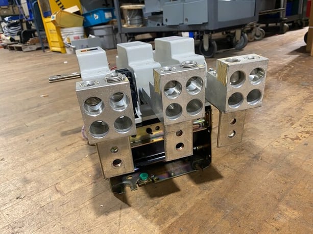 540 Amp. Cutler Hammer, C10JN3, Contactor NEMA Size 6, 3P 600V Coil 110/120V. - Image 4