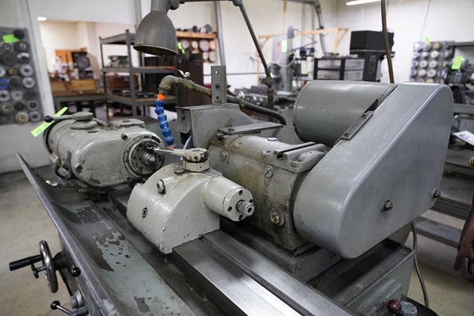 8" x 24" Tschudin #HTG-600, universal cylindrical grinder, 12" x 2" x 5" wheel, automatic cycle, hydraulic - Image 6