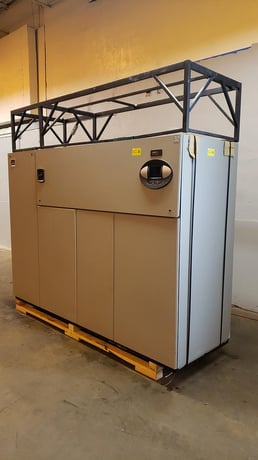 22 Ton Liebert #DS077KSA001569S, CRAC Glycol Downfall Unit, R-407C, 165-315 psig, 15 HP Fan, 460 V, 2010 - Image 3