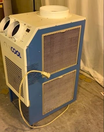 MovinCool #Classic-Plus-26, Mobile AC Unit, R-22, 24000 BTU/hr., 284.4-426.6 psig, 3.1 kW, 13.8 Amps, 230 V - Image 2