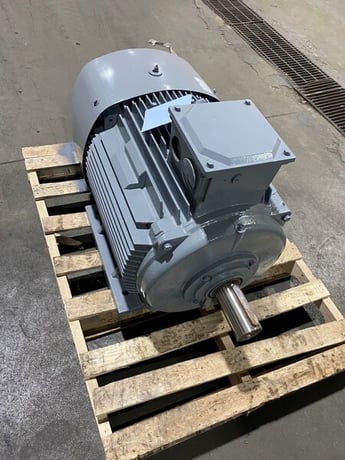 90 KW HP 1775 RPM OMEC OMTI-280S4, Frame 280S/M, TEFC, 460 Volts - Image 2