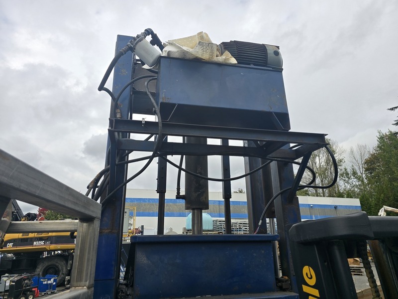 HICO custom made vertical baler, 20 HP, 575 V., 3 phase - Image 5