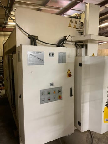 240 Ton, Fab-Line/Baykal #APHS41240, hydraulic, 10.2" stroke, 29.5 HP, pendant mounted CNC Control, 2 Axis - Image 6