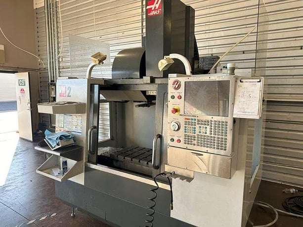 Haas #VM-2, CNC vertical machining center, 24 side mount tool changer, 30" X, 20" Y, 20" Z, 12000 RPM, #40 - Image 1
