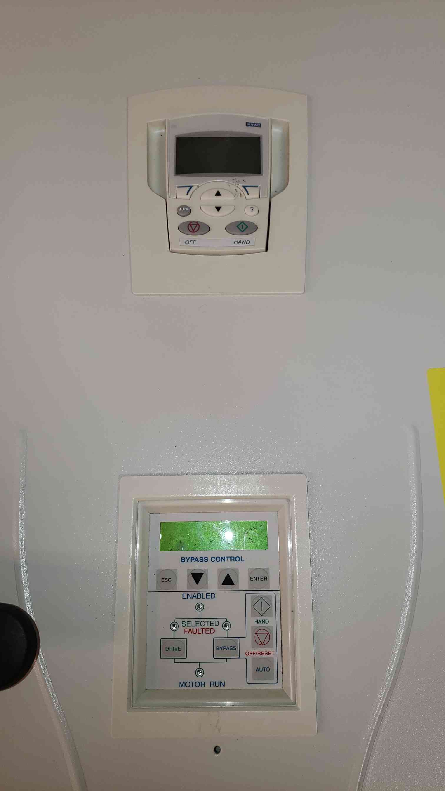 30 HP ABB, ACH550BCR088A2+F267, VFD, 80A, 2010 - Image 2