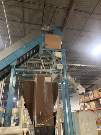 26" wide x 8' long, Hockey Stick, cleated bunting conveyor, 100 FPM, Bunting/Mesutronic Quicktron 5.2-E-300 - Image 2