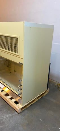 DuraLab, Fume Hood w/Benches, 6' width, 18" sash height, 92 FPM - Image 5