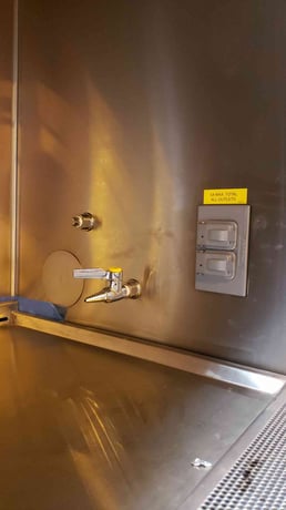 Baker Company #SG603A-HE-M, SterilGard Biological Safety Cabinet, Class II, w/floor stand - Image 4