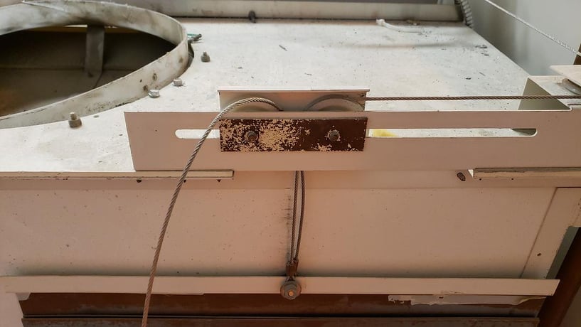 Kewaunee, Fume Hood, epoxy counter top, 4' width - Image 5