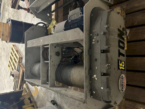 15 Ton, Detroit, electric hoist with remote controls, serial #163856 - Image 2