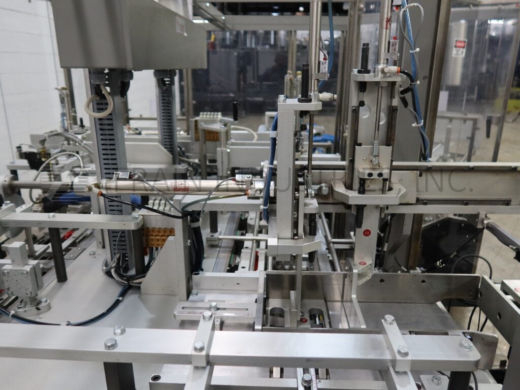 PMI #VXL2-15, case packer erector/sealer, automatic, inline, servo driven, case packer, 5-13 cases/min. - Image 2