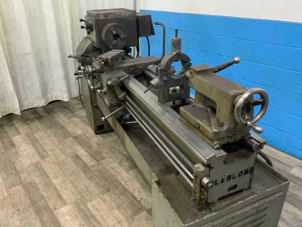 16" x 60" LeBlond #1660, engine lathe, 11" swing over cross slide, taper attachment, thread dial, 3 HP - Image 2