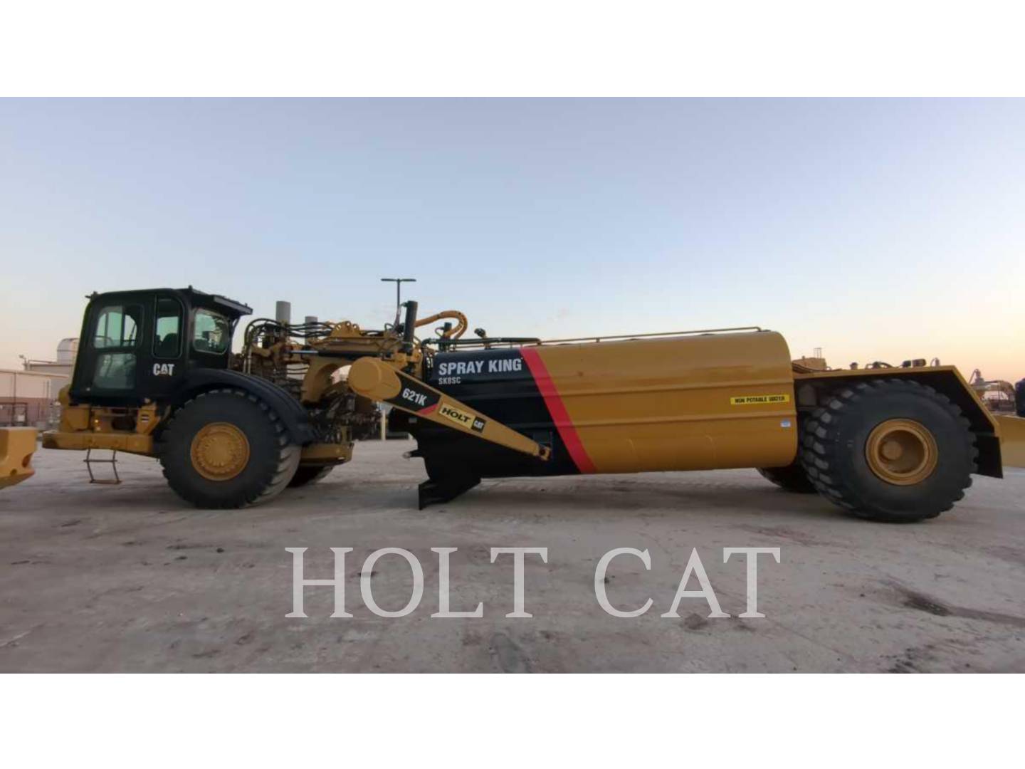 Caterpillar W00 621K, Wheel Tractor Scraper, 4079 hours, S/N: WTA00137, 2019 - Image 1