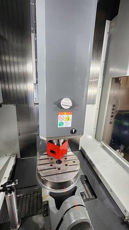 Haas #UMC-500, 5-Axis CNC vertical machining center, 50 automatic tool changer, low hours, 2023 - Image 9