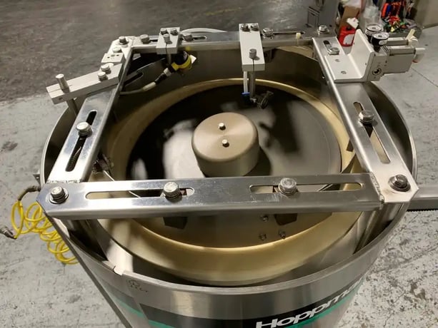 Hoppmann #FT-15, capsule count/batch feed system, 150 caps/min, Hoppmann LB3 variant elevating prefeeder - Image 10