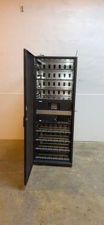 276 Amps. APC #SYBFXR8, Symmetra PX Battery Enclosure, 288 VDC - Image 2