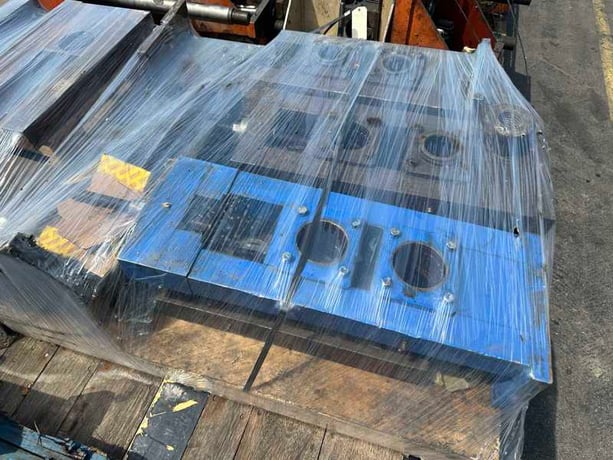 20 Stand, Yoder #M3, rafted roll forming heads, 3 spindle diameter, 18" roll space, equal geared - Image 5