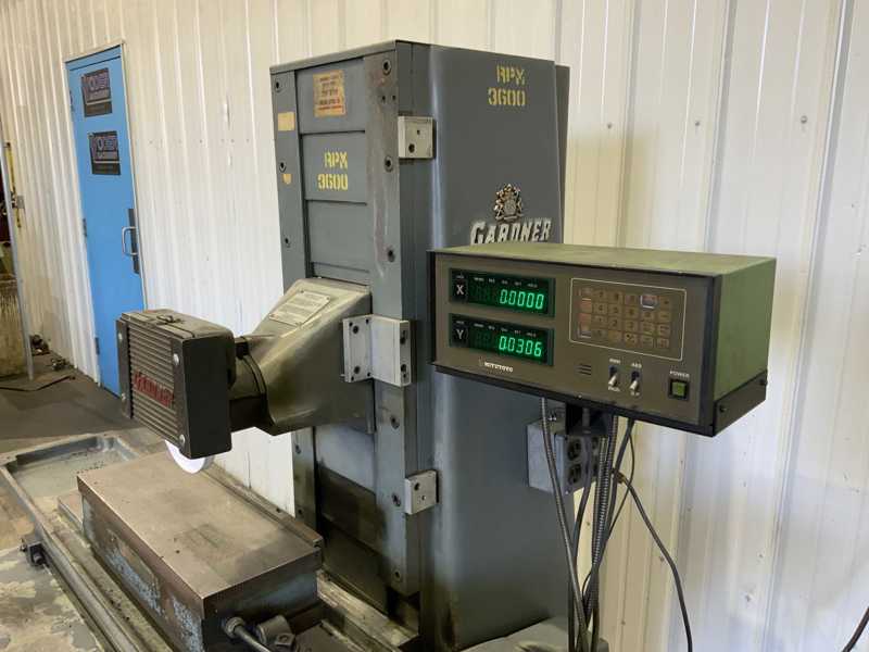 6" x 18" Gardner #618, horizontal surface grinder, Walker finelline magnetic chuck, 2-Axis digital read out - Image 5