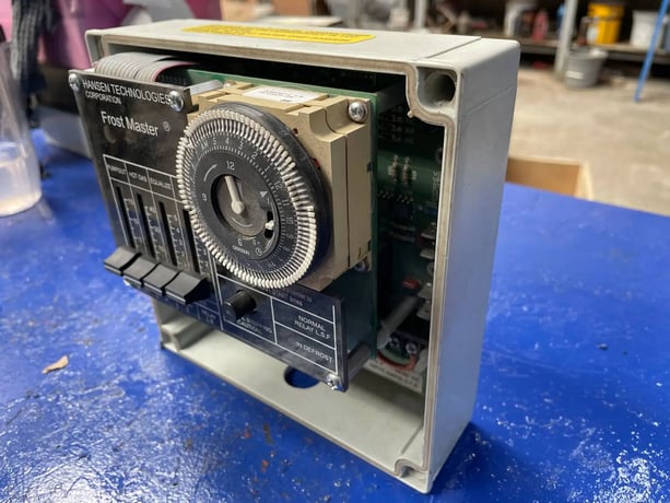 Hansen Technologies #FM-11-B, Frost Master defrost Control - Image 5