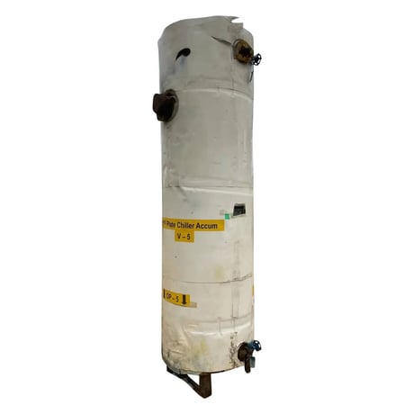 36" diameter x 120" L 635 gallon J.J. Finnigan Industries Inc., vertical ammonia accumulator, ammonia - Image 2