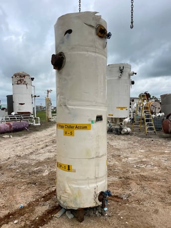 36" diameter x 120" L 635 gallon J.J. Finnigan Industries Inc., vertical ammonia accumulator, ammonia - Image 4