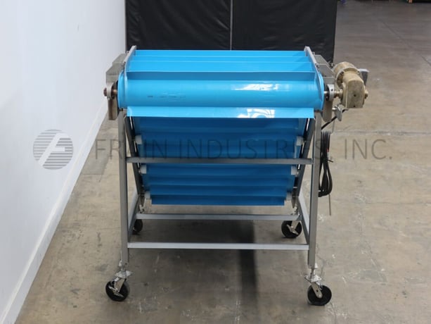 48" wide x 11.3' long, Smalley, feeder incline/cleated Stainless Steel belt conveyor - Image 4