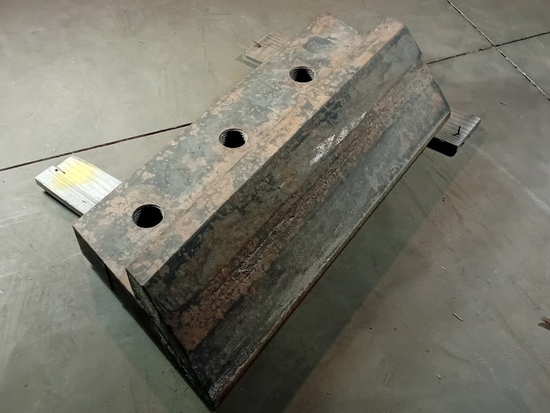 Komatsu wear plate #PZKV179623, Komatsu ground engaging tools (GET), new surplus - Image 5