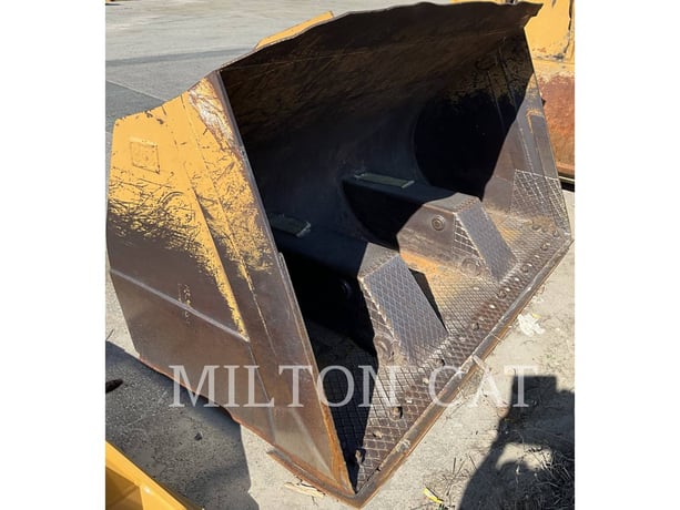 Caterpillar 966G HIGH TIPPING MATERIAL HANDLING BUCKET, Bucket, S/N: 1468081, 2003 - Image 1