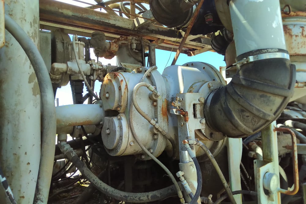 Reedrill #SK35-HP, drilling rig, 35000 lbs. pulldown capacity, 1990 - Image 7