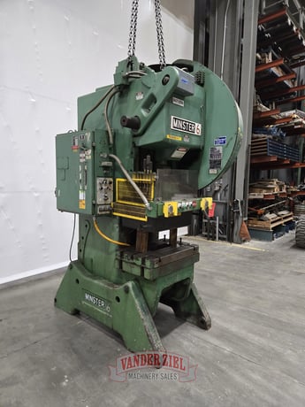 60 Ton, Minster, C-frame OBI press, 32" x21" bed - Image 1
