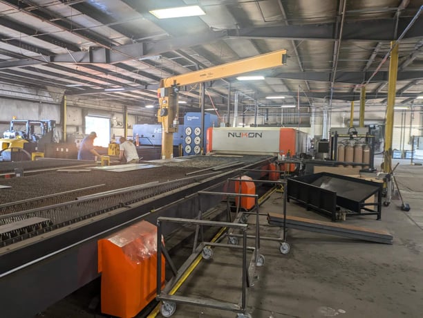 Nukon #NF-Pro-25120, Fiber Laser, 4000 Watt, 8' x 40' Table, dust collector, 2016 - Image 1