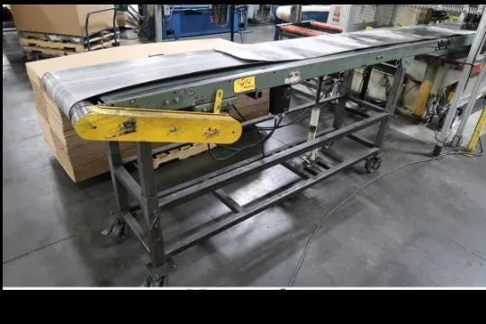18" wide x 16' long, Hytrol, belt conveyor, Dart 250-Series controller, variable speed, adj. height, casters - Image 1