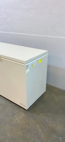 Thermo Scientific #5820, Chest Freezer, R-404A, -70 deg. C, 96" L x 31" width x 40" H, 400/147 psig, 12 Amps - Image 6