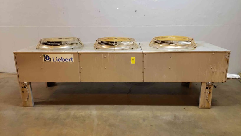Liebert #DCDF308-A, 3-Fan Condenser, 133" L x 44" width x 45" H, 320/165 psig, 3 phase, 0.75 HP, 5.9 Amps - Image 1
