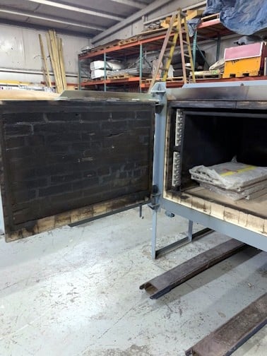 36" width x 24" H x 36" L Lucifer, 1200°F electric - Image 4