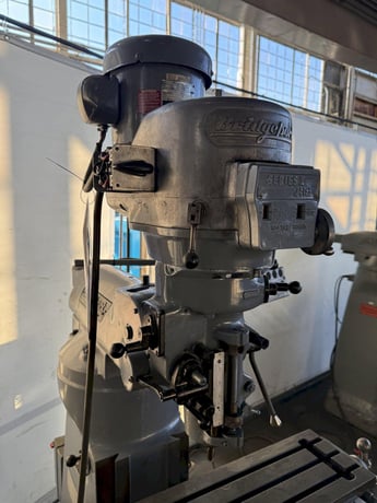 Bridgeport #Series-I, vertical mill, 9" x42" table, 2 HP, 60-4200 RPM, 2-Axis Acu-Rite IIII digital read out - Image 3