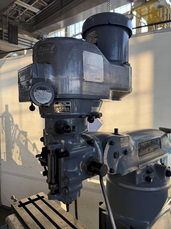 Bridgeport #Series-I, vertical mill, 9" x42" table, 2 HP, 60-4200 RPM, 2-Axis Acu-Rite IIII digital read out - Image 5