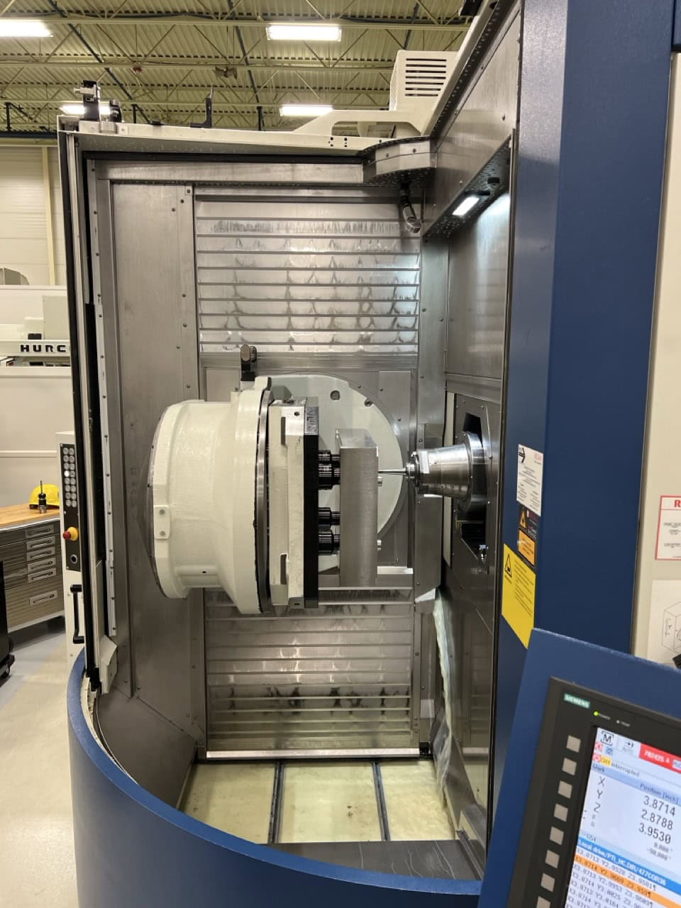 Grob #G550, 5-Axis horizontal machining center, 50 automatic tool changer, 31.5" X, 40.2" Y, 38.2" Z, 15000 - Image 6